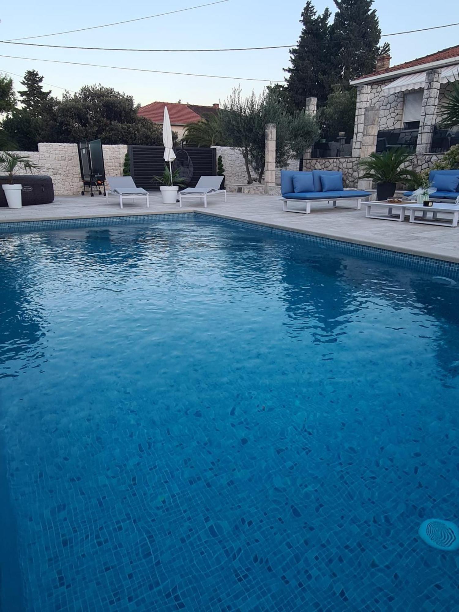 Villa Sarah Supetar Ngoại thất bức ảnh